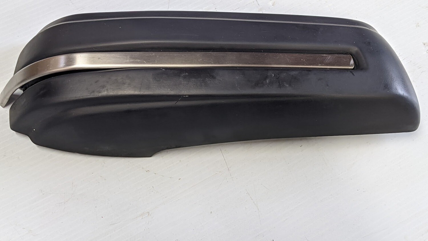 81-95 ROLLS ROYCE SILVER SPUR BENTLEY RIGHT front bumper EXTENSION UB42674 WI...
