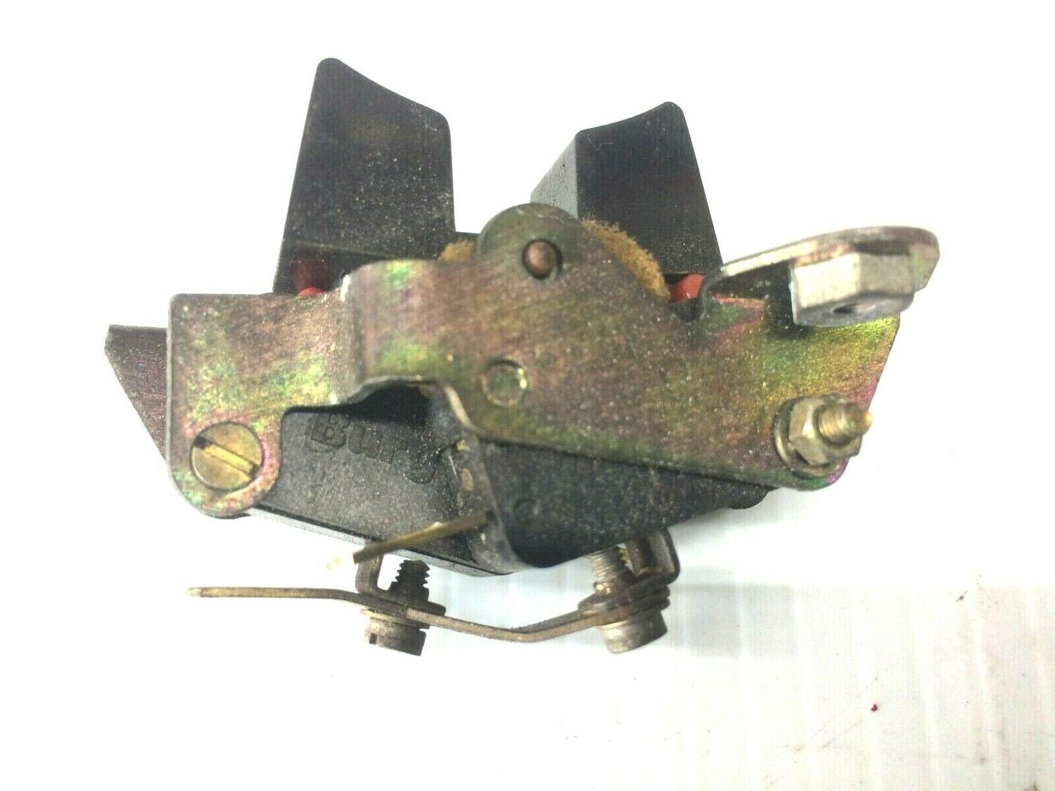 Rolls Royce Spur Bentley left or right rear power door lock switch UD19281