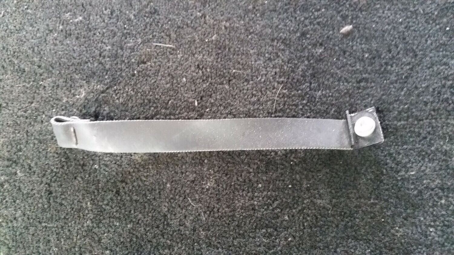 77 80 Rolls Royce Silver Shadow lower right DASHBOARD panel fuse box lid strap
