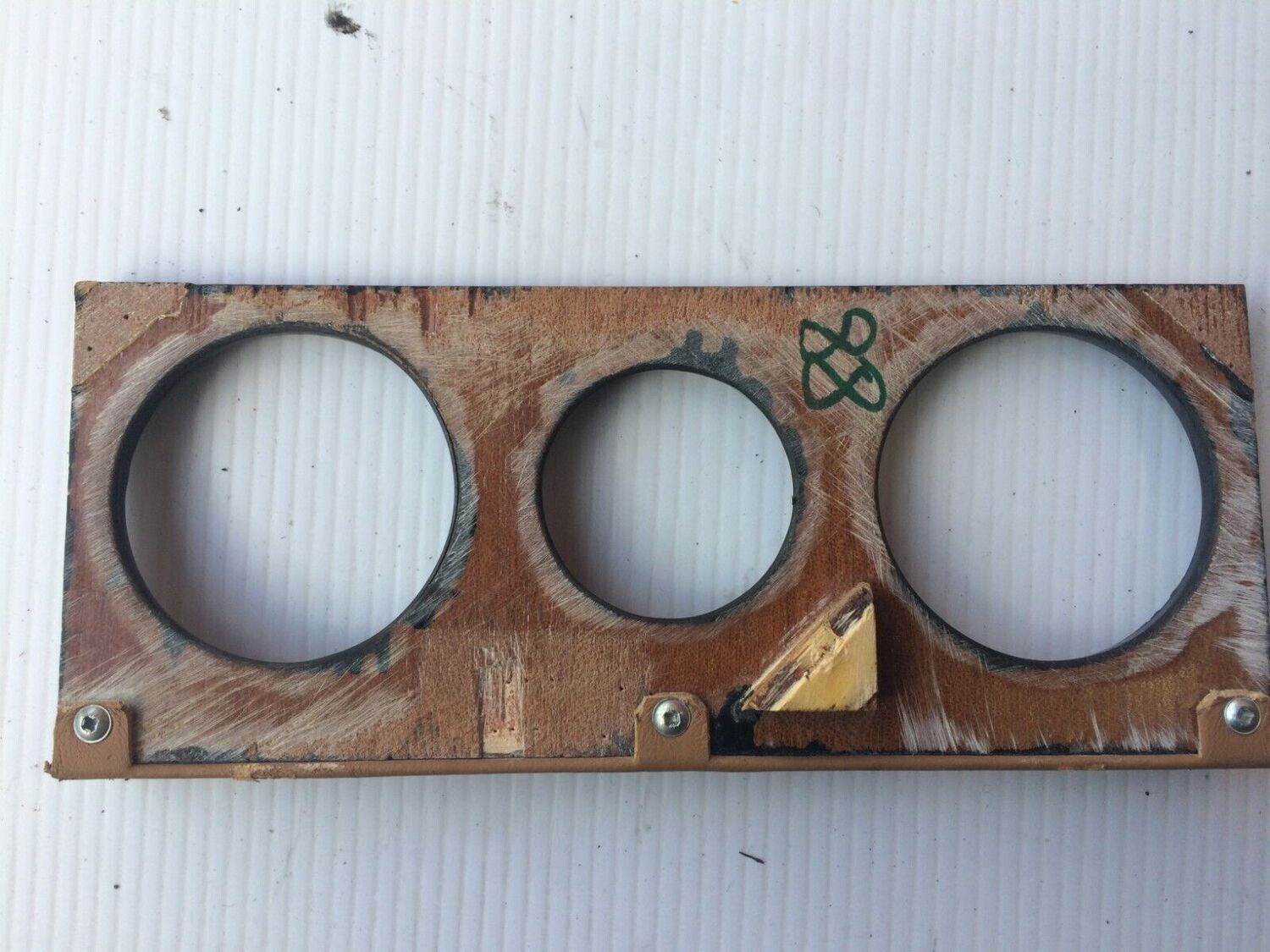 88 BENTLEY FRONT CENTER CONSOLE gauges cover wood trim UB72380