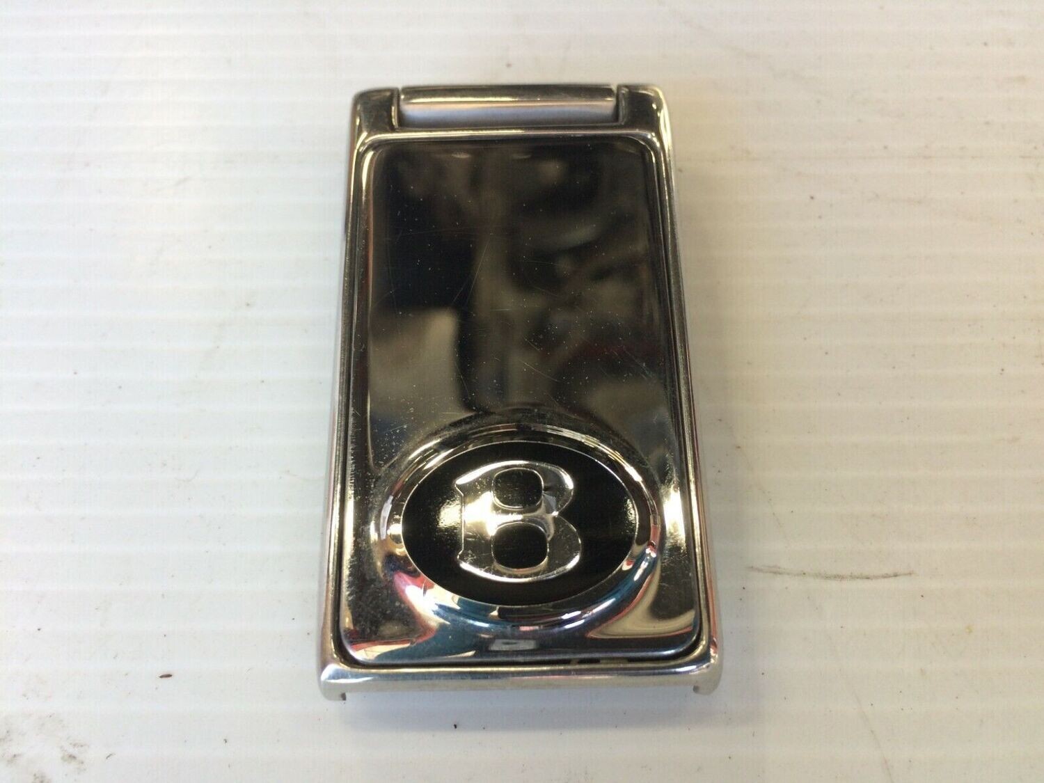 BENTLEY MULSANNE S chrome trunk LOCK FLIP COVER WITH B