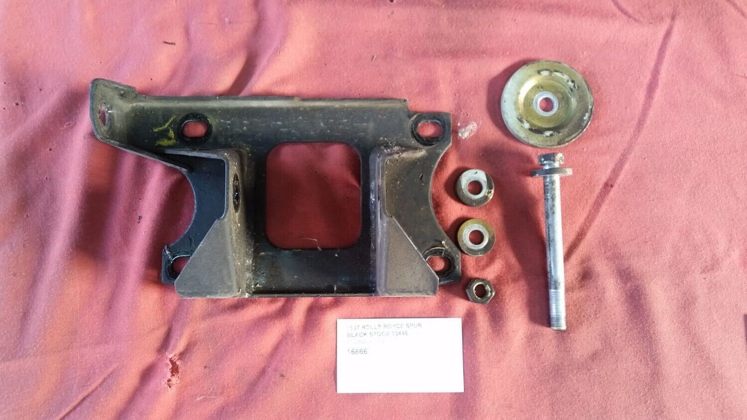 Rolls Royce Silver Spirit Spur Dawn LEFT right cross member mounting braket