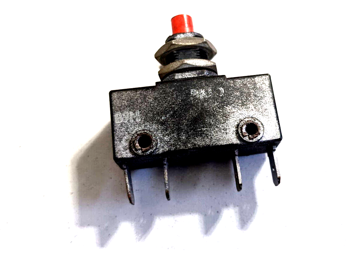 81 early Rolls Royce Silver Spirit Spur brake light switch