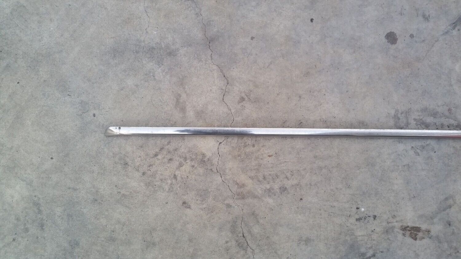 65 to 80 ROLLS ROYCE SILVER SHADOW LEFT OR RIGHT ROCKER PANEL MOULDING FOR SWB CARS UB32029