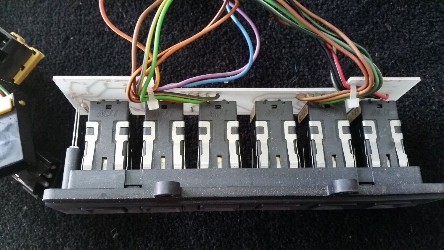 1998 ROLLS ROYCE SILVER SPIRIT DAWN front switch panel, emergency air oil level