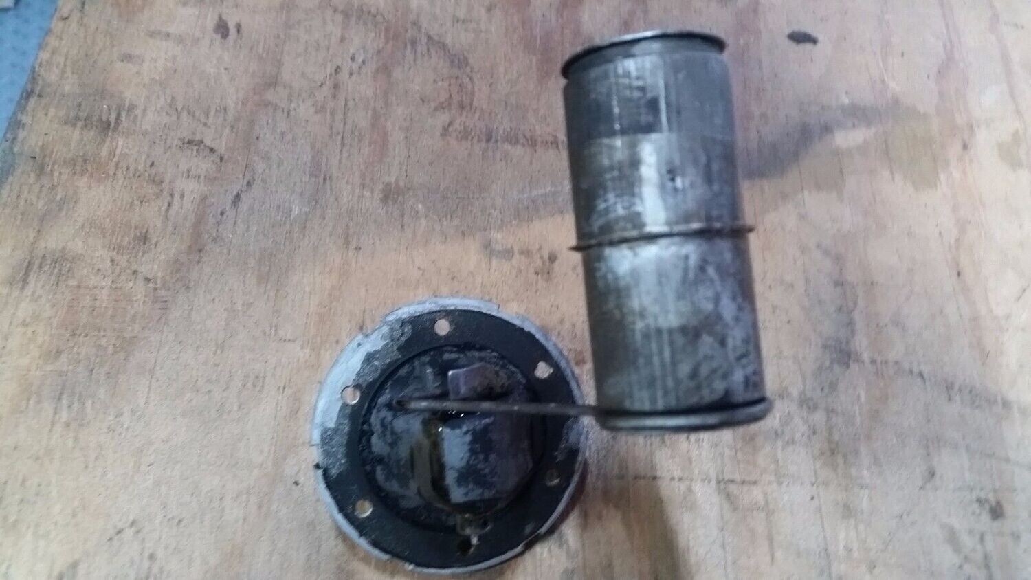 Rolls Royce Silver Spur Spirit Shadow Corniche oil level sender UE40714