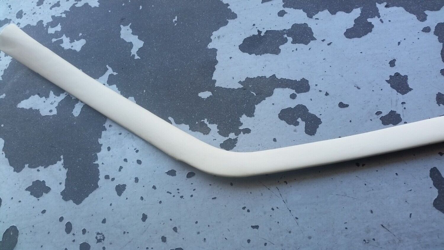 94 to 99 ROLLS ROYCE SILVER SPUR REAR SIDE PANEL BY HEADLINER CREAM BEIGE