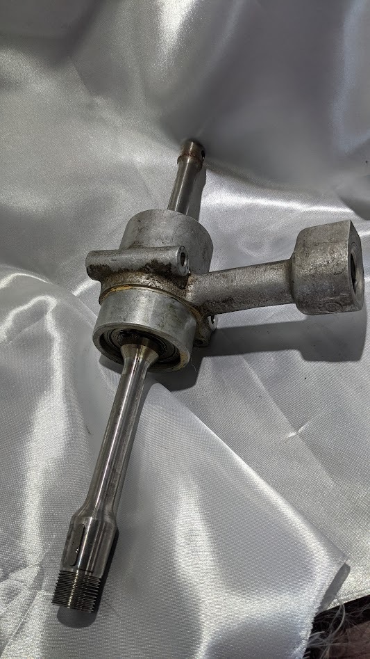 FERRARI 308 PARTS STEERING SUPPORT FOR IGNITION LOCK 106611 u img