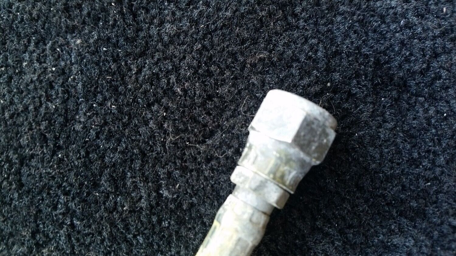 90 to 99 Rolls Royce Silver Spirit Spur Dawn braided brake hose accumulator out