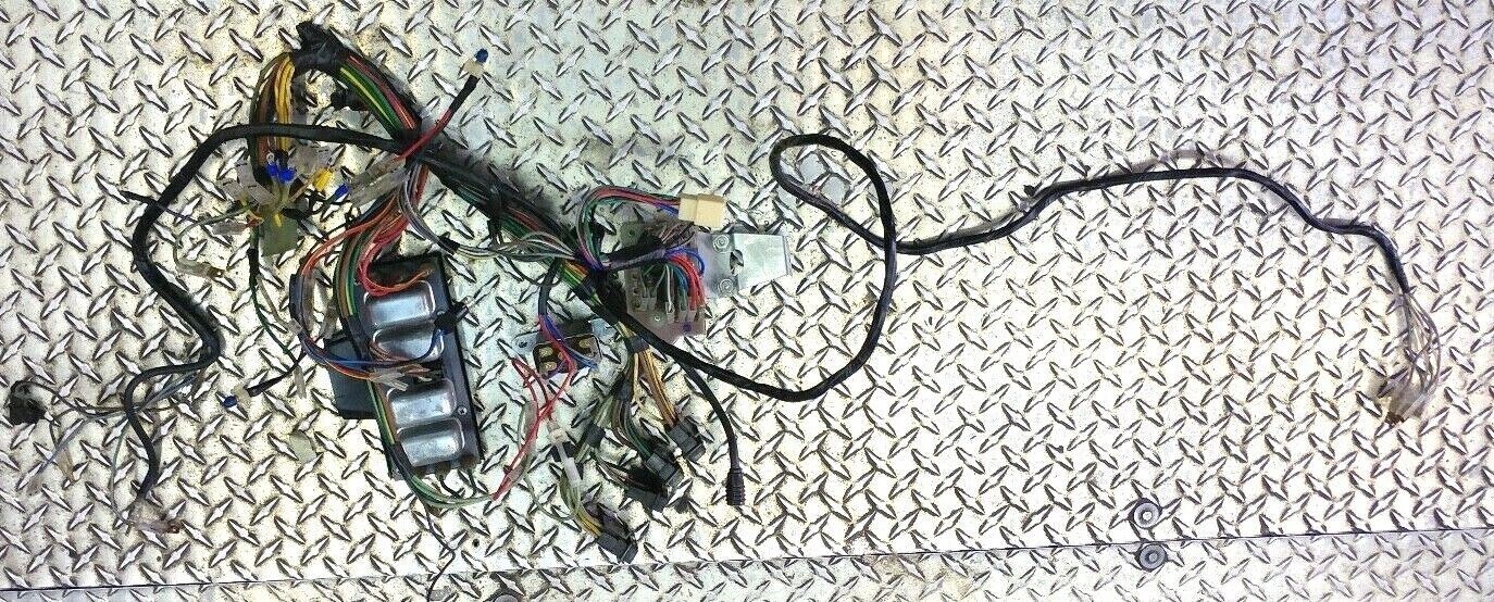 Rolls Royce Silver Shadow CENTER CONSOLE WIRING WITH LOOM AND RELAYS