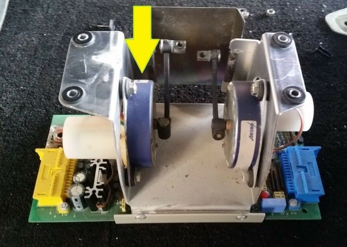 Rolls Royce Silver SPUR air conditioning SERVO MOTOR LEFT OR RIGHT UT13358PB