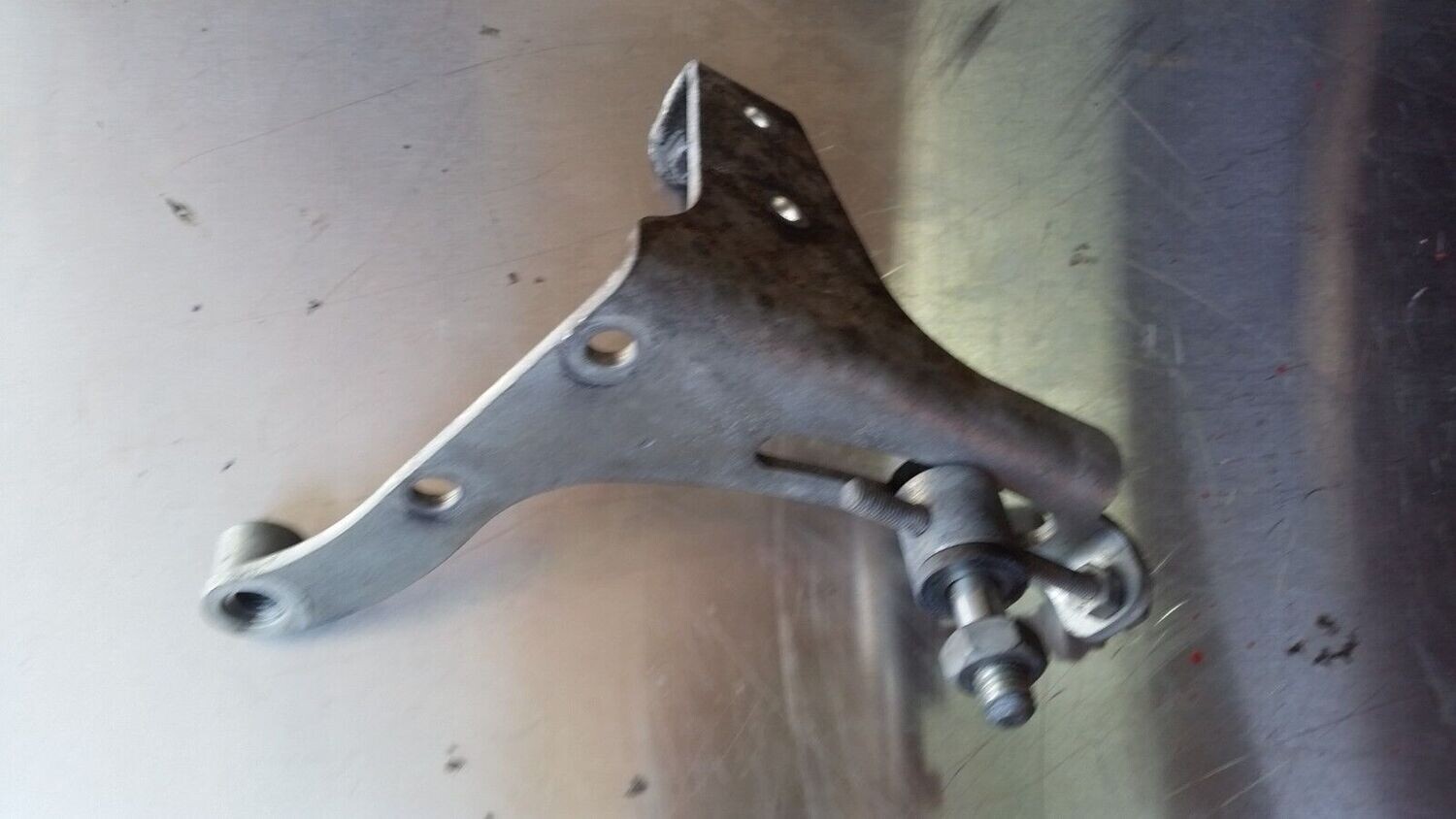 1998 Rolls Royce Silver SPUR BENTLEY ALTERNATOR BRACKET UPPER