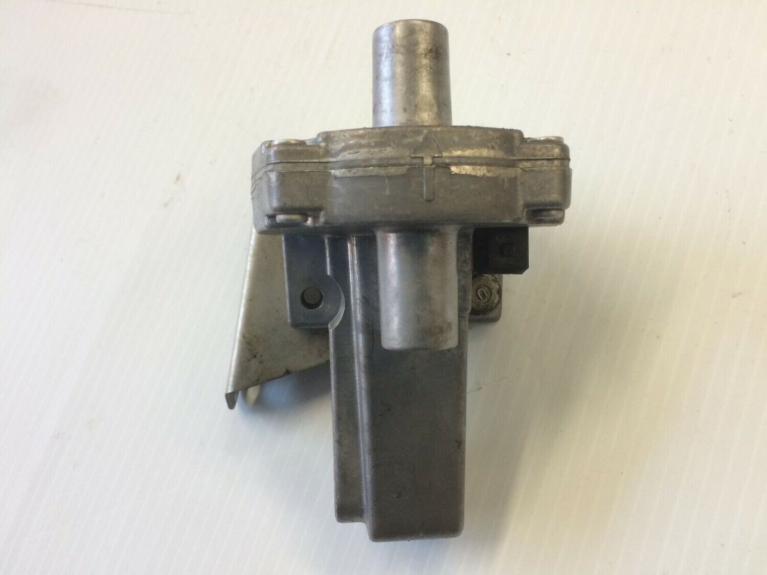 relist ROLLS ROYCE BENTLEY MULSANNE S FUEL INJECTION IDLE SPEED REGULATOR