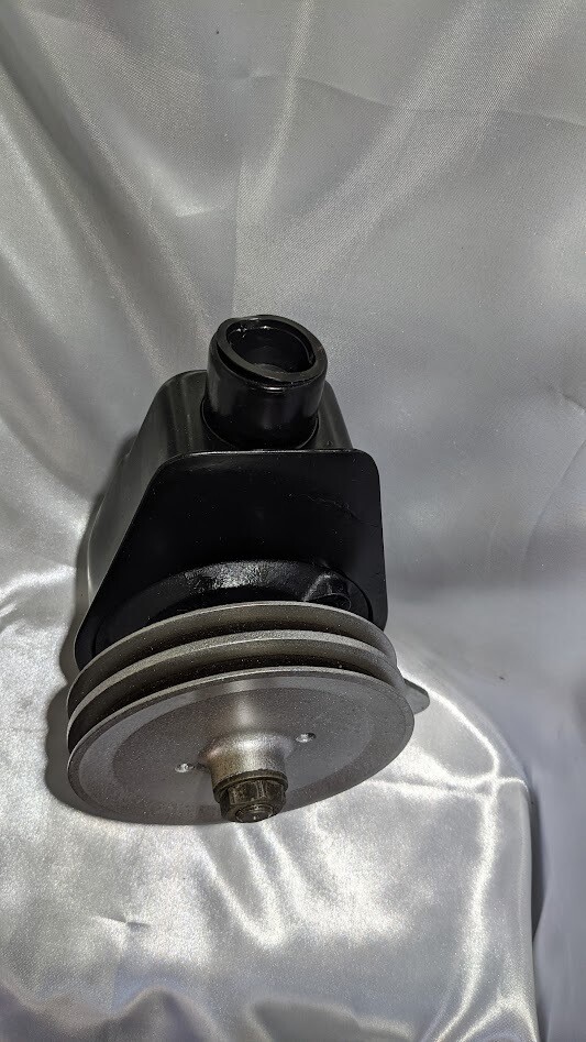 65-80 ROLLS ROYCE SILVER SHADOW CORNICHE BENTLEY power steering pump UE39652