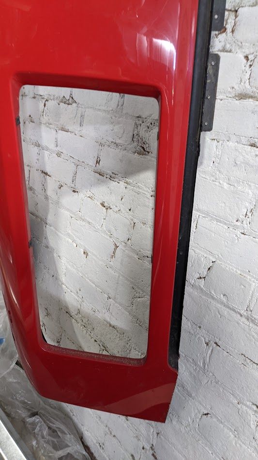 FERRARI 308 GTSi RIGHT FENDER WING PANEL CUT 60213907