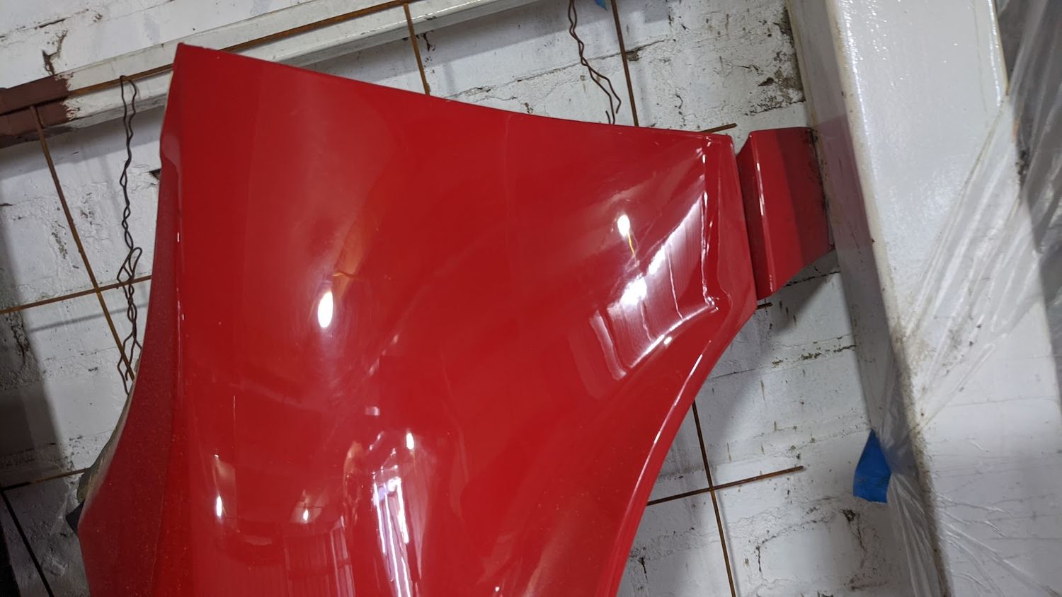 FERRARI 308 GTSi LEFT FENDER WING PANEL CUT 60213907L