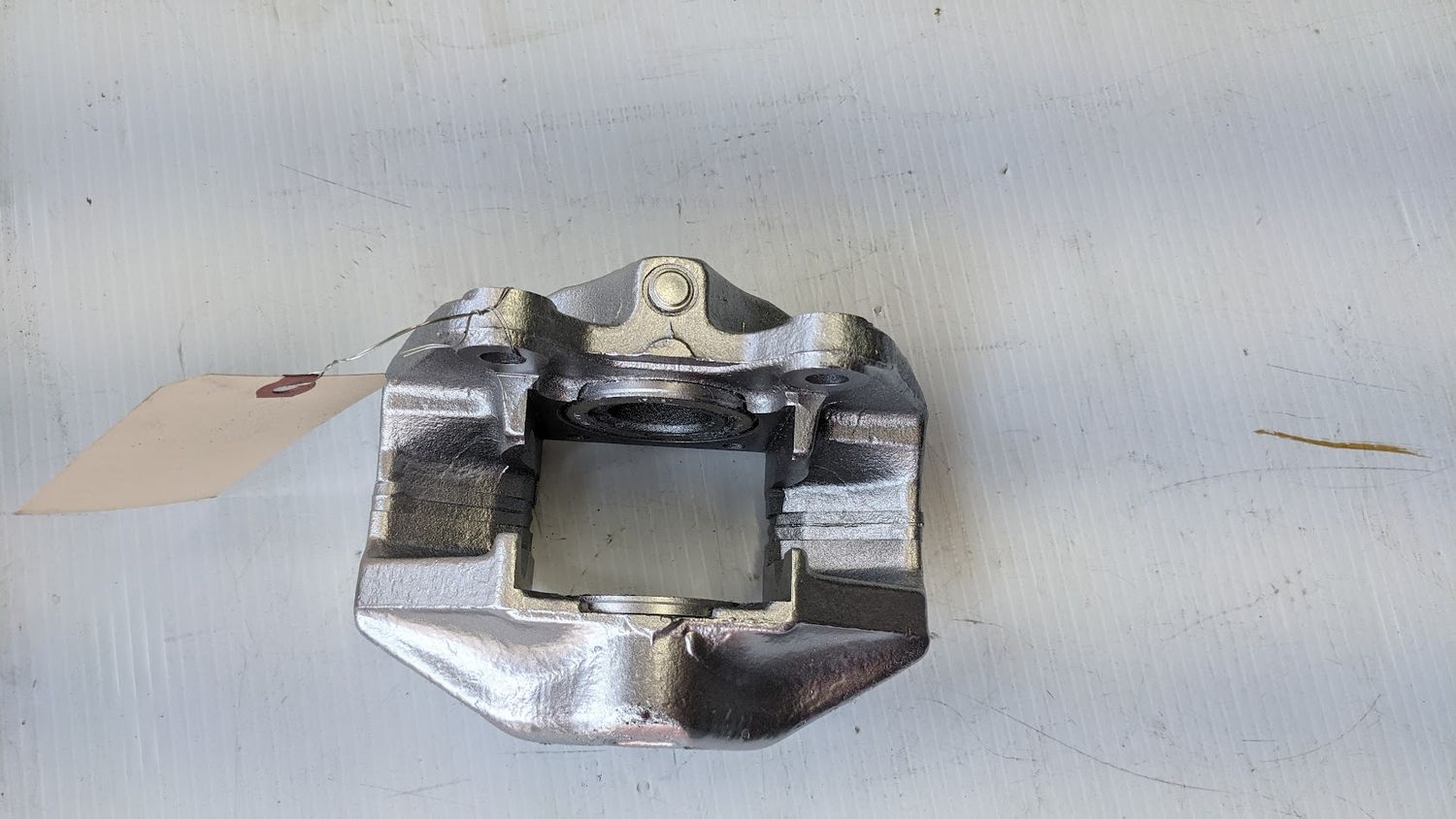 FERRARI 308  GTSi USA PARTS LEFT FRONT BRAKE CALIPER PRE OWNED 106358
