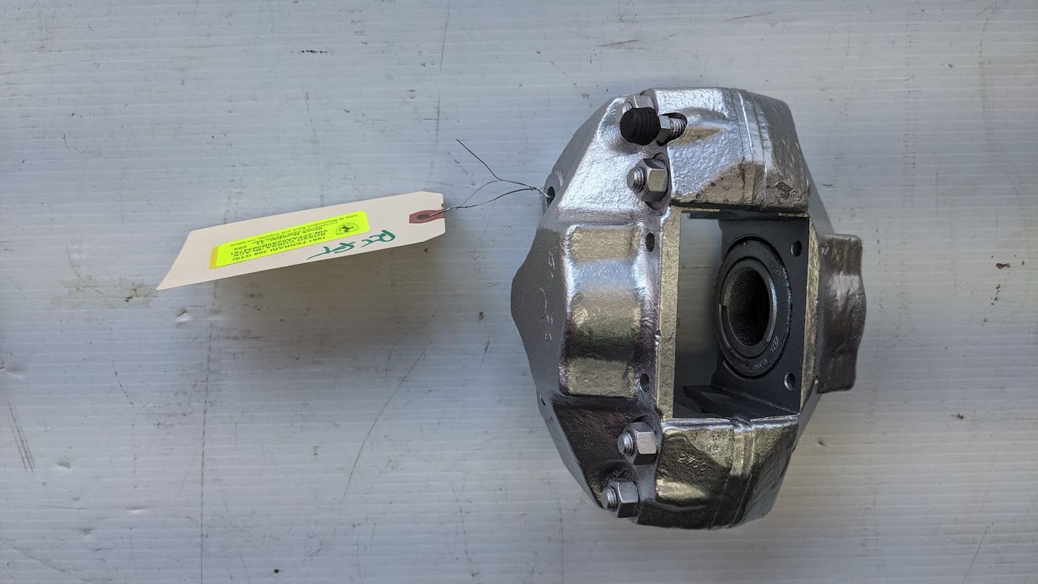 FERRARI 308 GTSi USA PARTS RIGHT FRONT BRAKE CALIPER PRE OWNED 106357