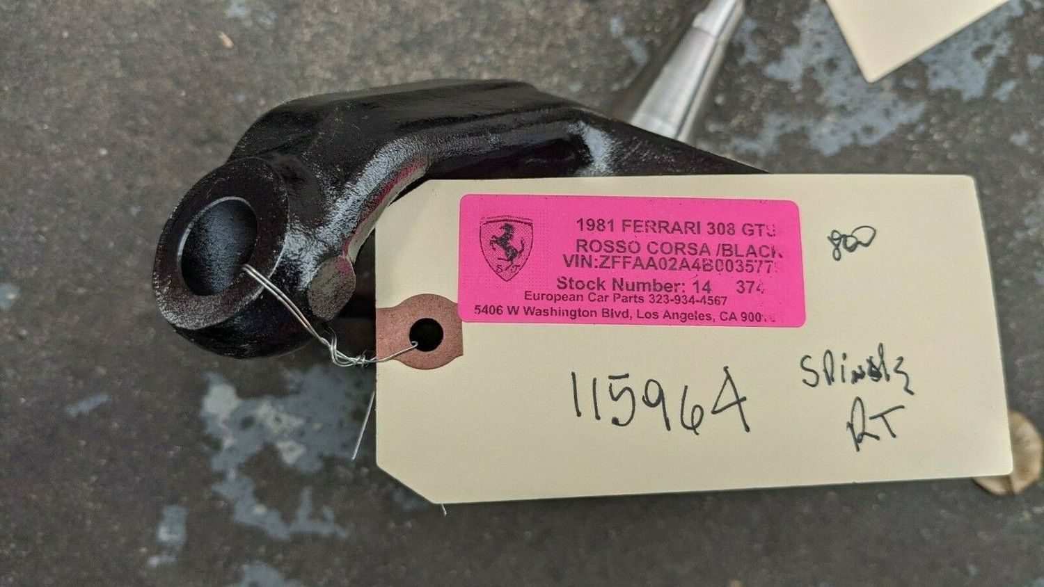 FERRARI 308 PARTS FRONT SPINDLE HUB CARRIER RIGHT SIDE 115964