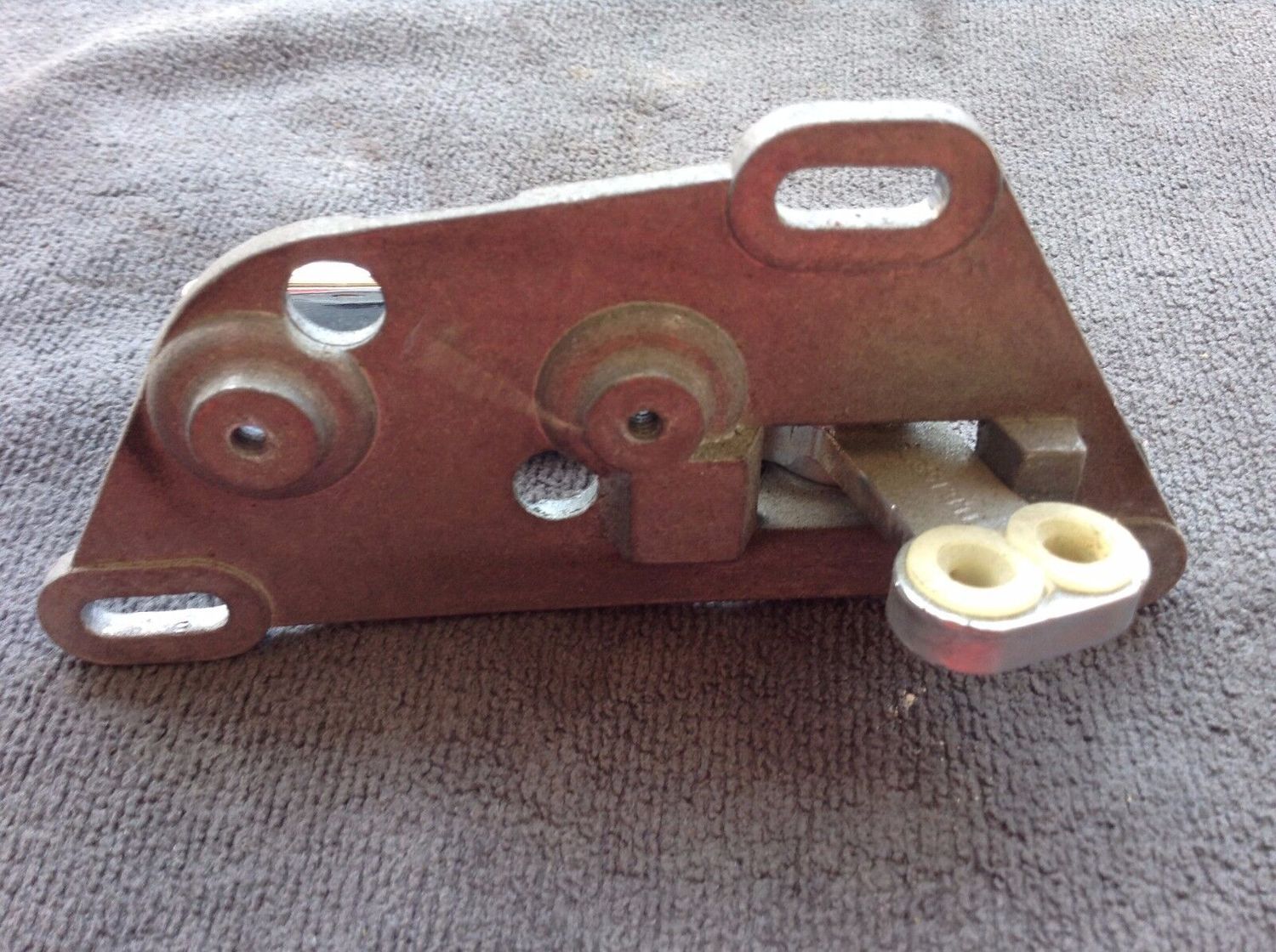 65 - 80 ROLLS ROYCE SILVER SHADOW LEFT REAR OR FRONT DOOR HANDLE UB15379