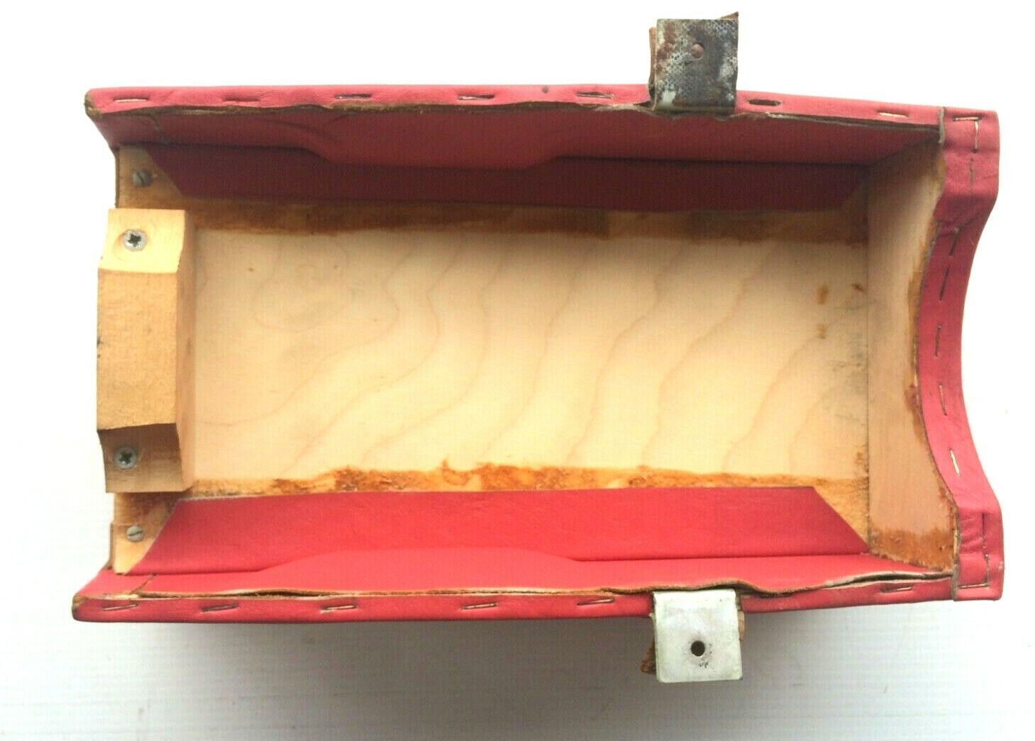 65 - 80 ROLLS ROYCE SILVER SHADOW RED CENTER CONSOLE 8 TRACK STORAGE BOX