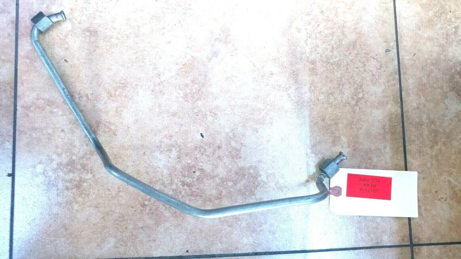ROLLS ROYCE SILVER SHADOW WRAITH BRAKE PUMP PRESSURE PIPE UR17518 REAR
