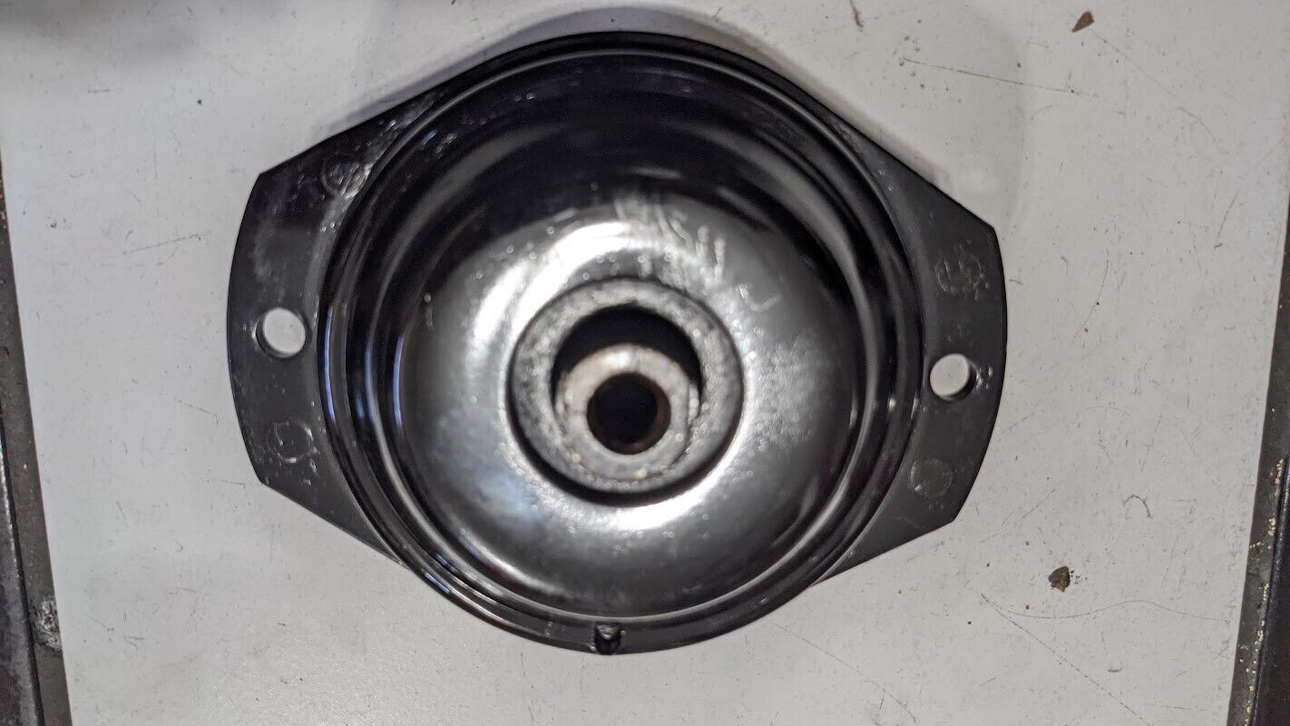 FERRARI 308 GTSi PART engine motor MOUNT PRE OWNED 139640