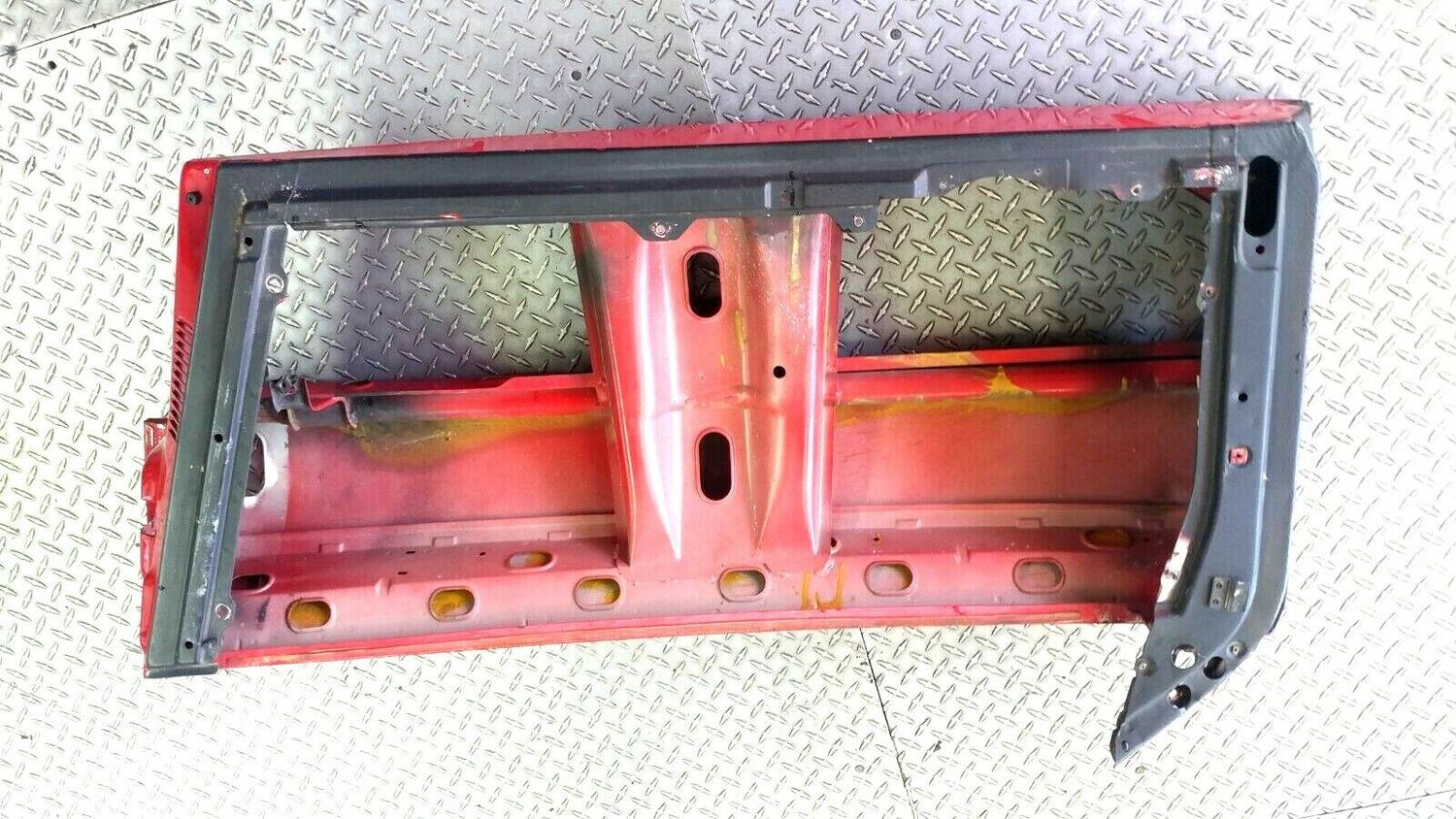 FERRARI 348 PARTS RIGHT DOOR SHELL FRAME 62098400