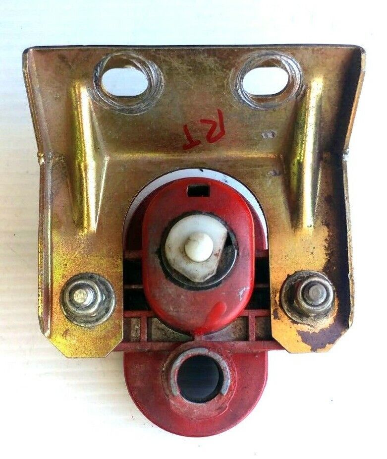 FERRARI 348 PARTS RIGHT DOOR OPENING PUSH BUTTON WITH BRACKET 62108710