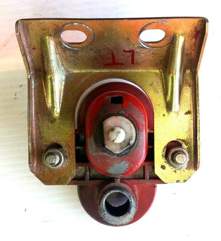 FERRARI 348 PARTS LEFT DOOR OPENING PUSH BUTTON WITH BRACKET 62108810