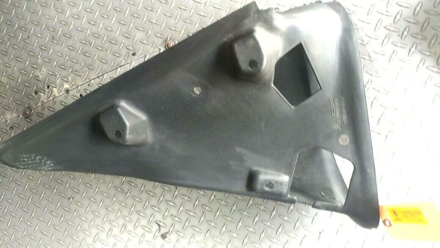 FERRARI 360 SPIDER PARTS LEFT FRONT RADIATOR FUNNEL SCOOP 65870900