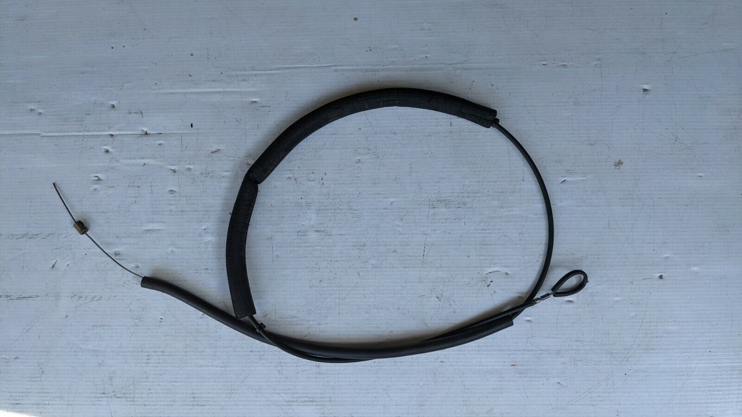 2000-2004 Ferrari 360 Spider Rear Engine Lid EMERGENCY release cable 65849900
