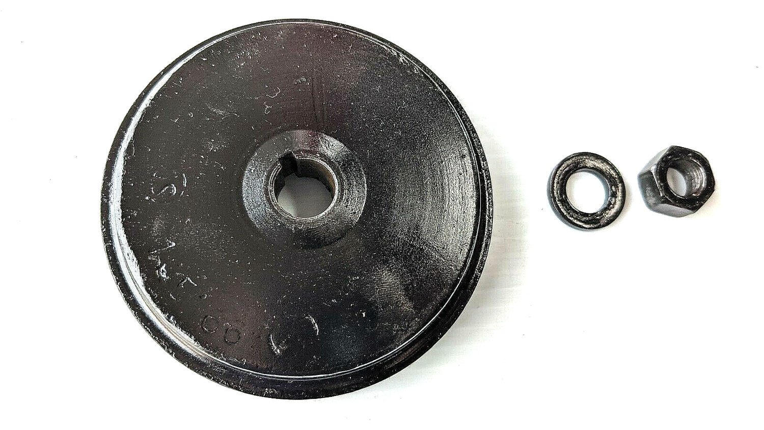 FERRARI 308 GTSi WATER PUMP PULLEY AND NUT 105166