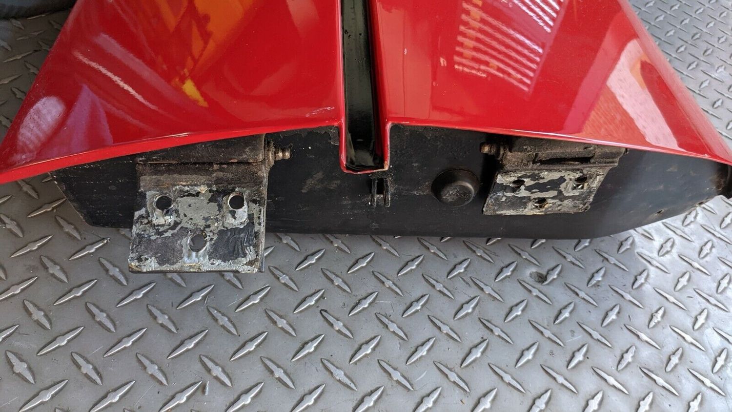 FERRARI 308 GTSi RIGHT DOOR complete SHELL USA VERSION 60649200