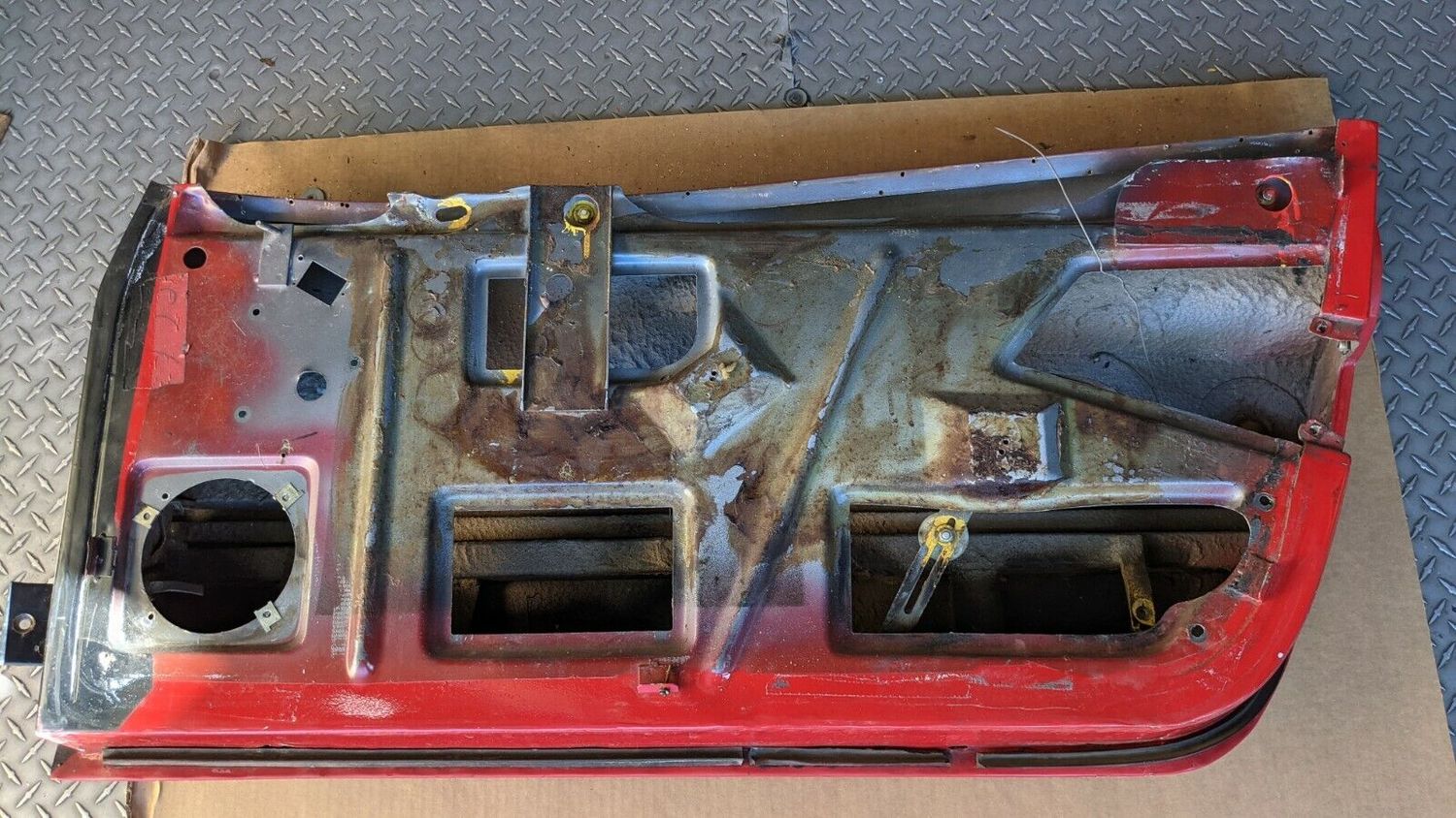FERRARI 308 GTSi RIGHT DOOR complete SHELL USA VERSION 60649200