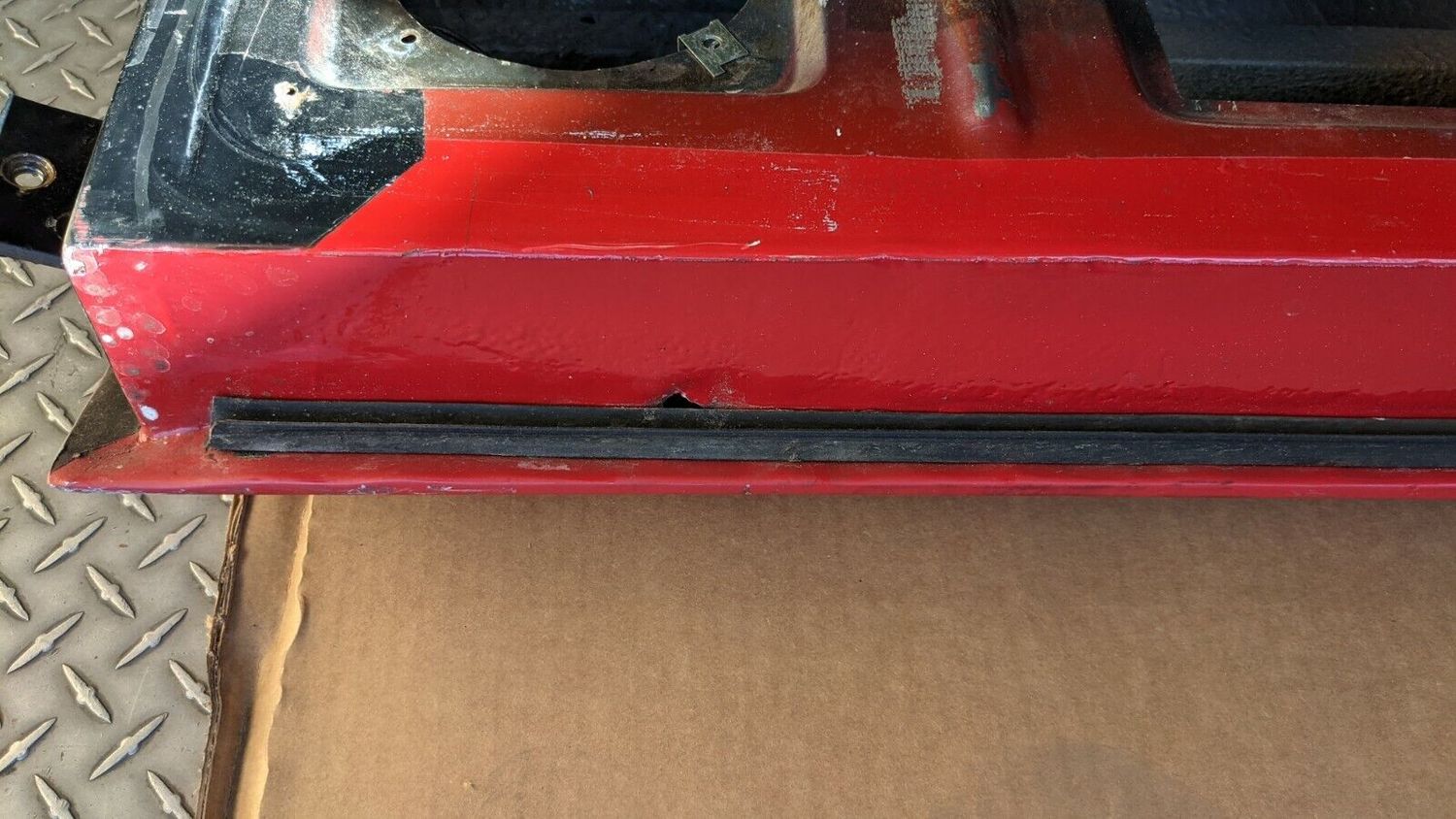 FERRARI 308 GTSi RIGHT DOOR complete SHELL USA VERSION 60649200