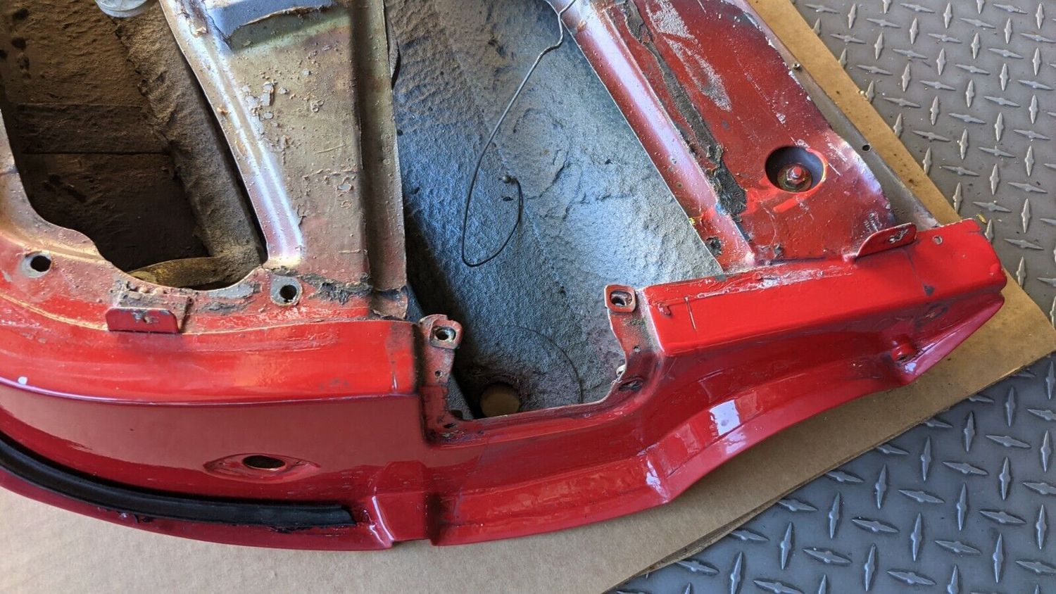 FERRARI 308 GTSi RIGHT DOOR complete SHELL USA VERSION 60649200