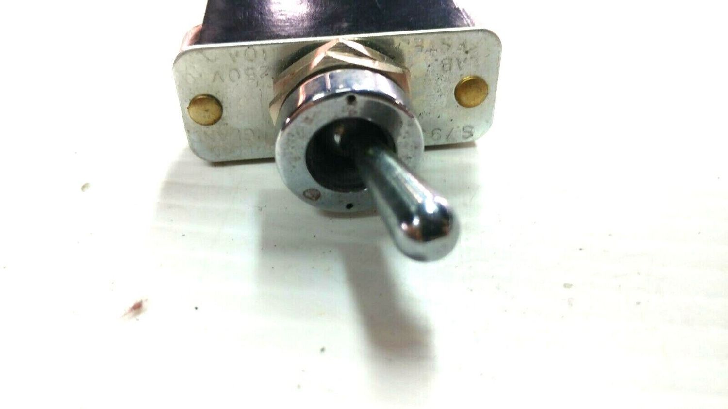 ROLLS ROYCE SILVER SHADOW CORNICHE CENTER CONSOLE REAR DEFROSTER SWITCH UD15249
