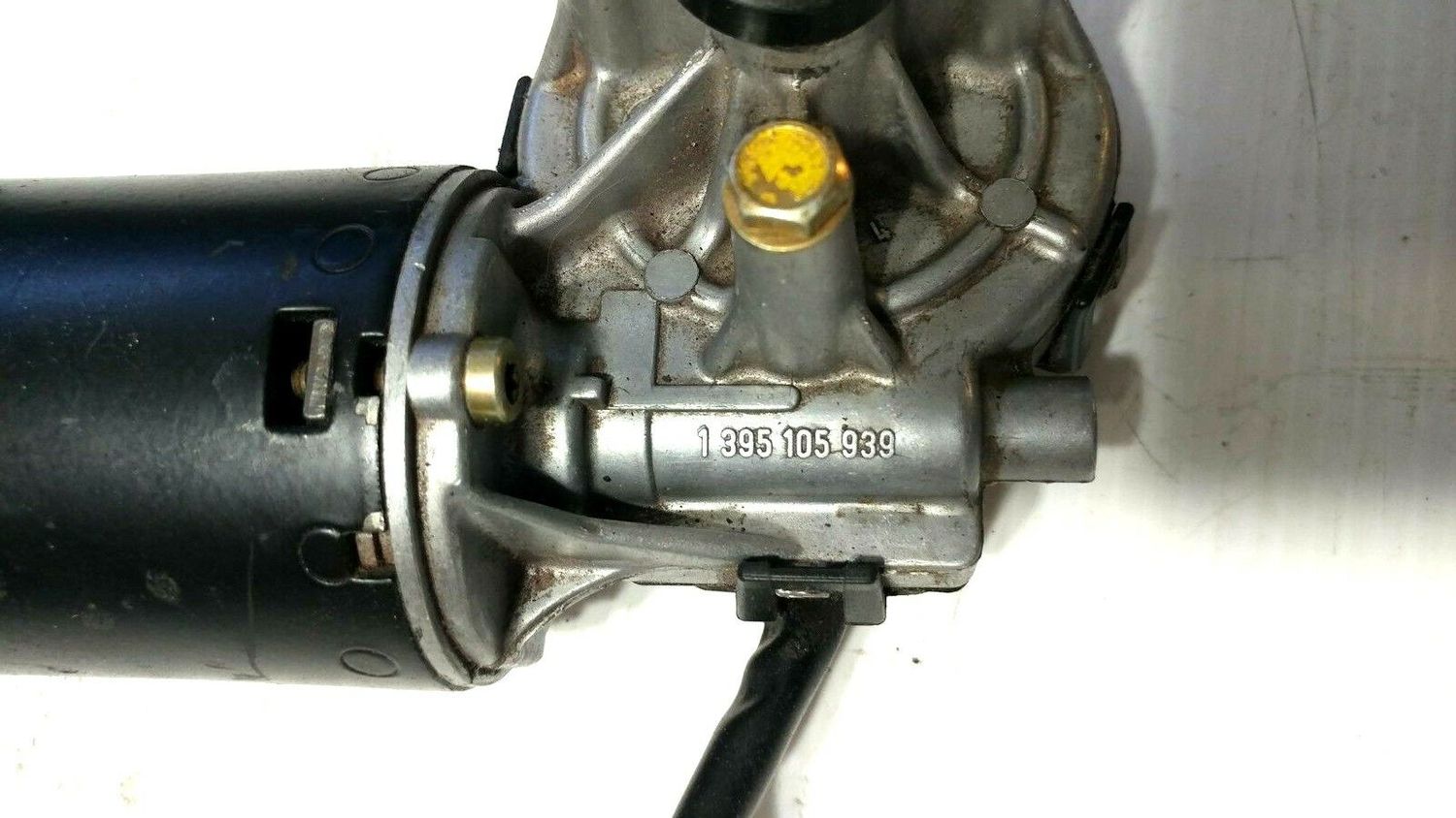 FERRARI 348 PARTS wiper MOTOR PERFECT CONDITION 61528100