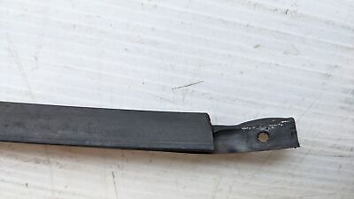 FERRARI 308 GTSi PART LEFT DOOR 1/4 GLASS FRAME LIP SEAL USA MODEL GENUINE