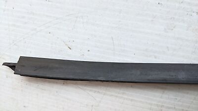 FERRARI 308 GTSi PART LEFT DOOR 1/4 GLASS FRAME LIP SEAL USA MODEL GENUINE