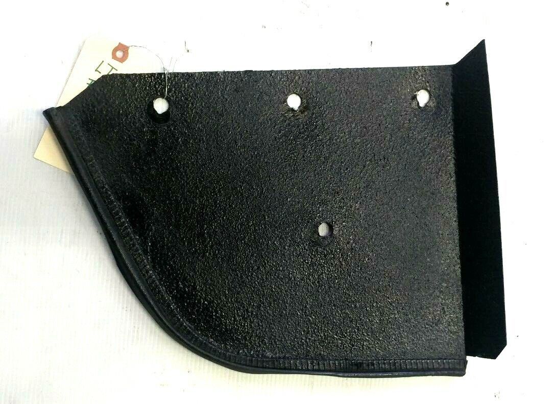 FERRARI 308 GTSi LEFT FRONT MUD SPLASH GUARD FRONTAL 60298303