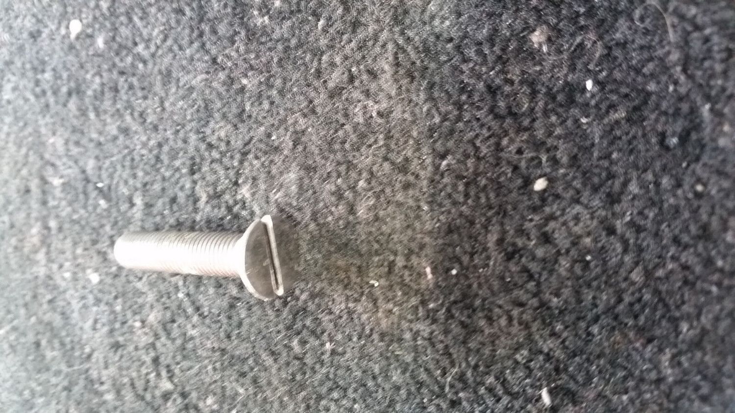 ROLLS ROYCE SILVER SHADOW CAMARGUE LH RH DOOR front rear STRIKER BOLT UB16101