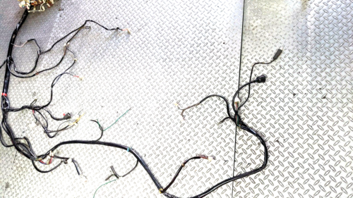 FERRARI 308 PARTS GTS PART CAR WIRING FRONT AND REAR WITH RELAY BOX 117009