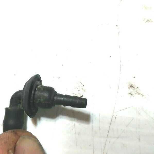 FERRARI 348 PARTS WINDSHIEL WASHER wiper HOSE AND CONNECTOR VALVE T