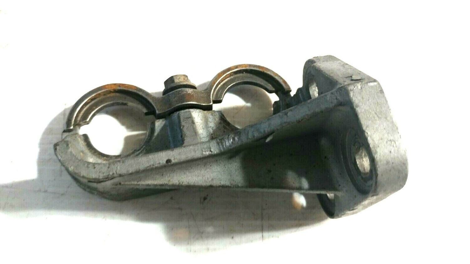 FERRARI 348 PARTS manual transmission SHIFT CABLES holder 137476