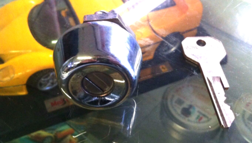 65 - 80 ROLLS ROYCE SILVER SHADOW CHROME DOOR LOCK