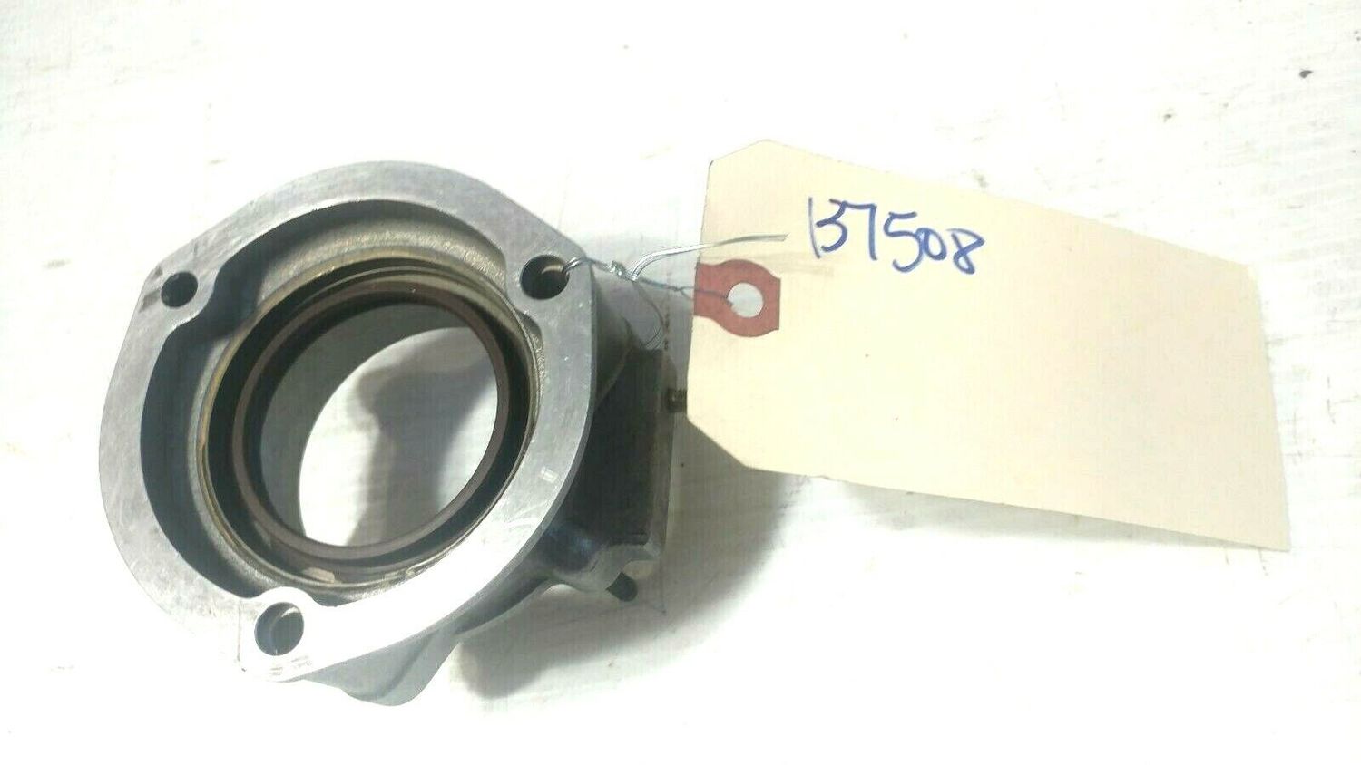 FERRARI 348 PARTS ENGINE CAMSHAFT REAR FACE SENSOR- SUPPORT 137508