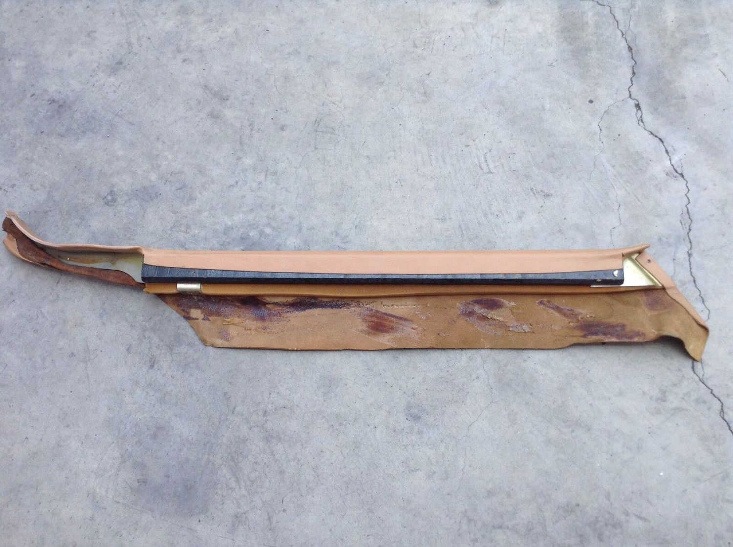 84 ROLLS ROYCE SILVER SPUR LEFT REAR DOOR PANEL TRIM LEATHER TAN