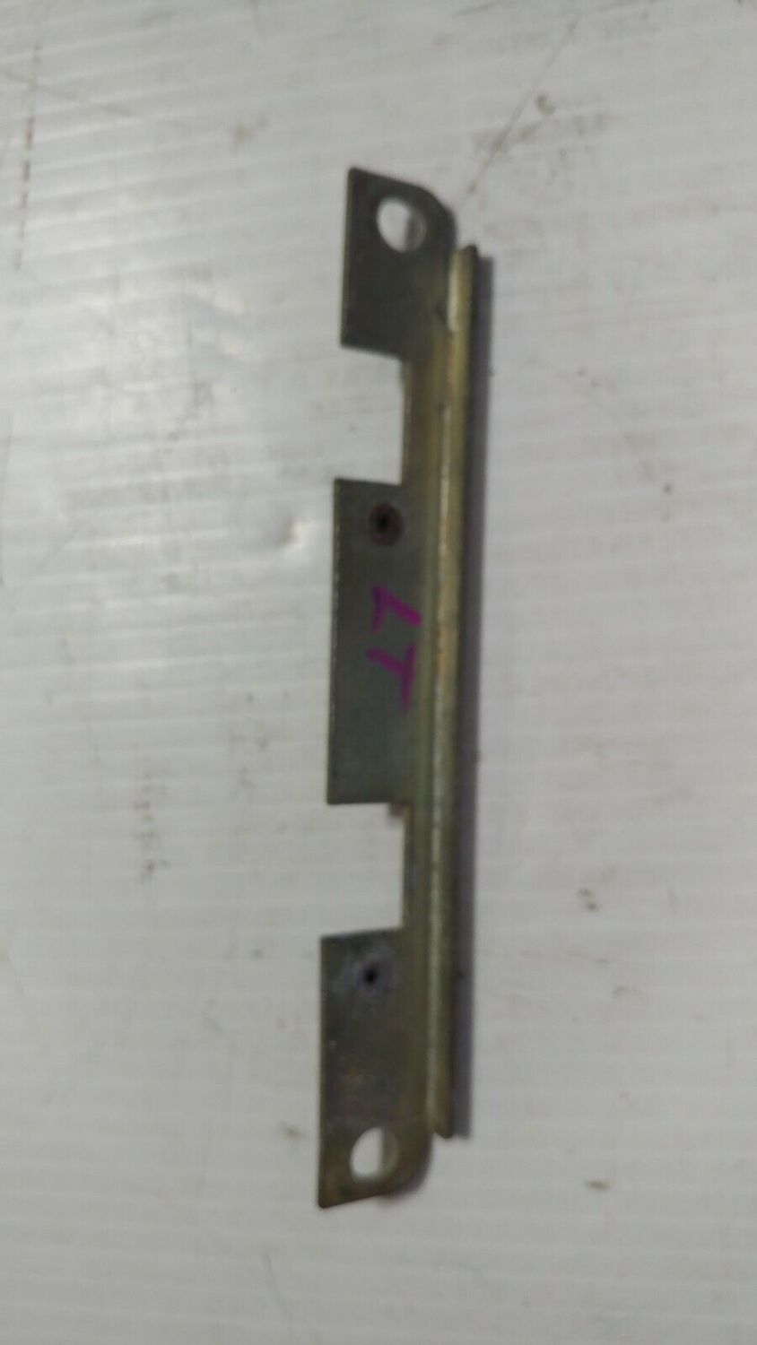 FERRARI 348 PARTS LEFT FOG LIGHT EDGE MOLDING FIXING BRACKT 144820